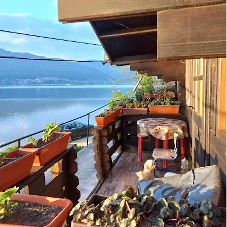 Bungalow- Casute Holiday home *