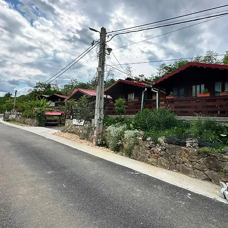Bungalow- Casute * Orsova