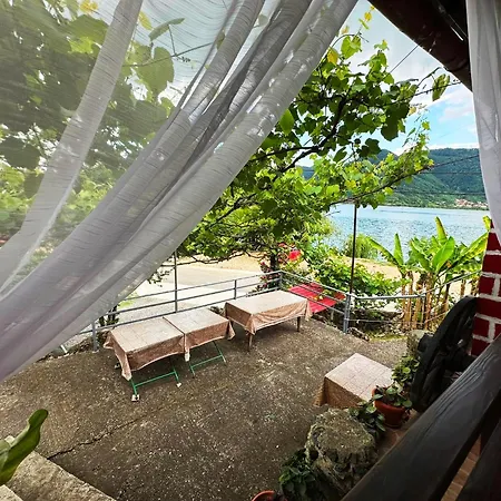 Holiday home Bungalow- Casute Orsova